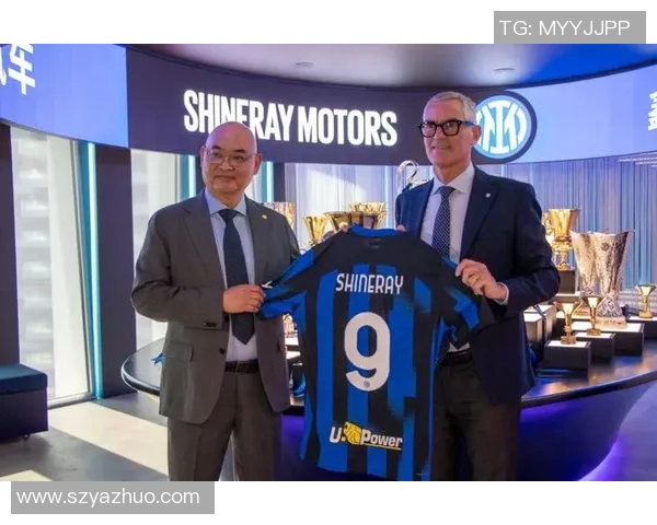 足球明星豪车大揭秘他们的座驾背后隐藏的故事与品牌魅力